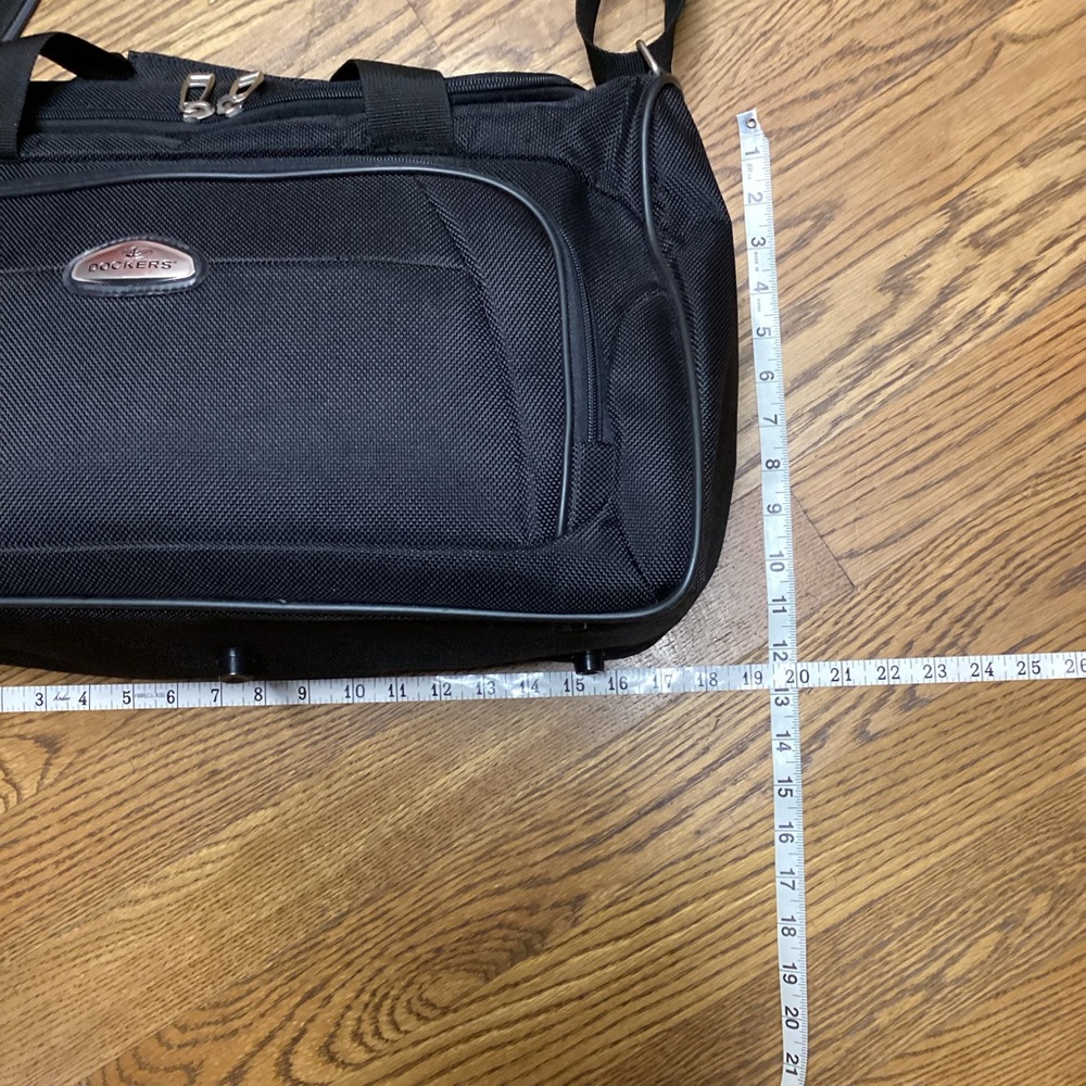 Dockers Nylon Duffle Bag Mid Size Black - Picture 7 of 12